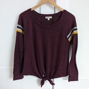 ✨4 for 12 Polaris Varsity Top, Size Small